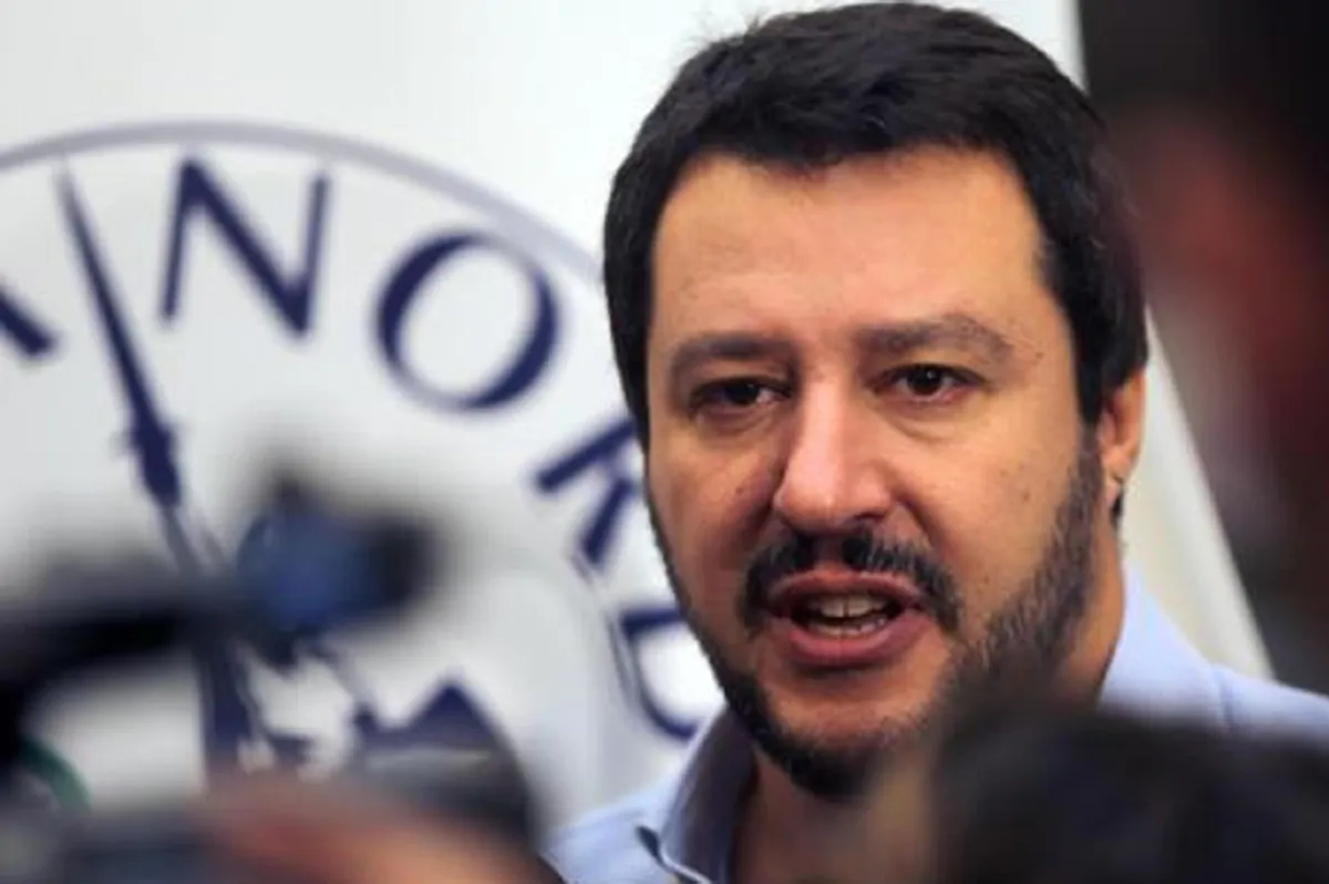 Salvini ai contestatori di Ventimiglia: "Serve disciplina e ordine"