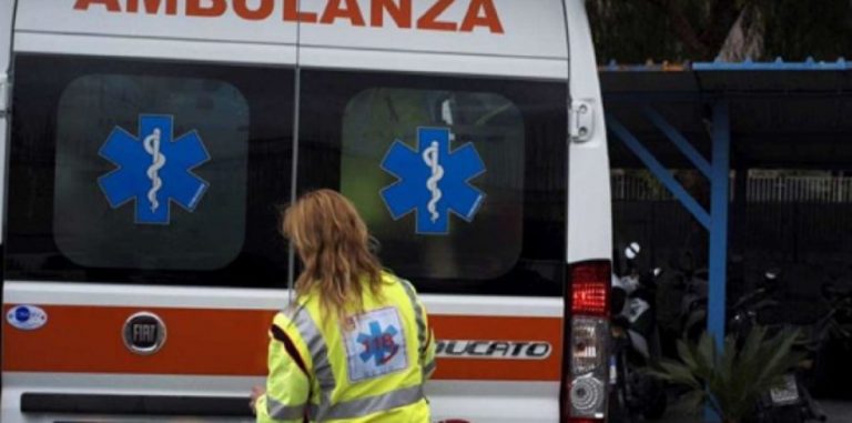 Arezzo studente cade da lucernario