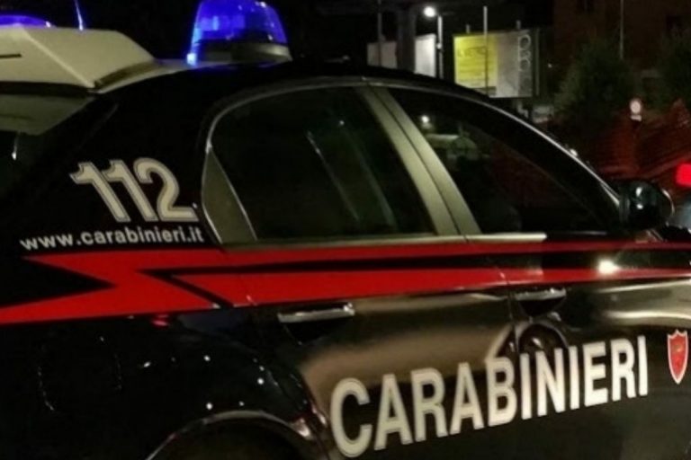 badante tenta di uccidere anziano