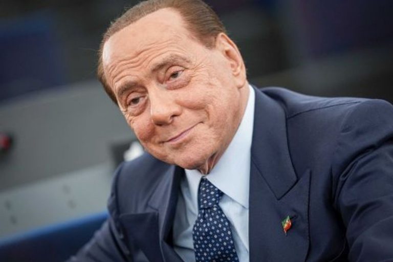 berlusconi positivo rinviato processo ruby
