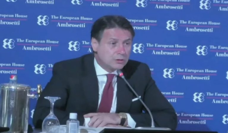 Forum Ambrosetti: parla Conte
