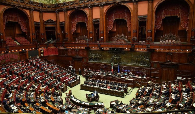 Camera, fiducia per il DL Covid