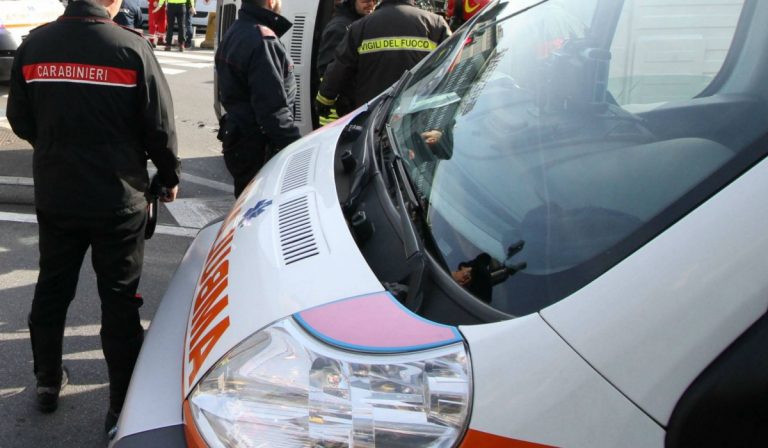 Finanziere di 49 anni si suicida in auto con la pistola d’ordinanza