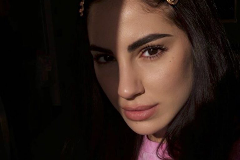 Giulia De Lellis acne