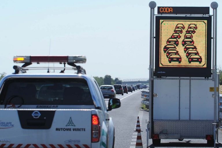 Incidente A4 mezzo pesante