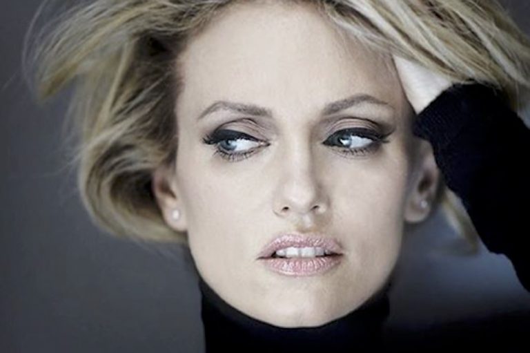 Justine Mattera seno
