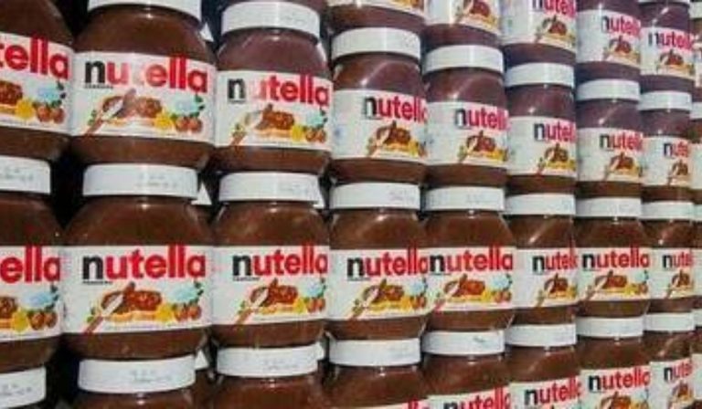 ladra ruba nutella