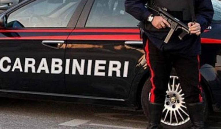 Marito si getta da un ponte
