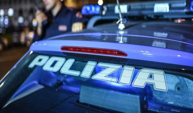 Covid, a Napoli positivo gira per la città