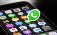 Scuola, finte ordinanze dei sindaci per vietare Whatsapp alle mamme