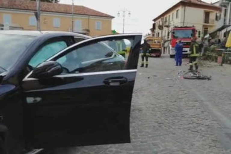 suv travolge pedoni Cuneo