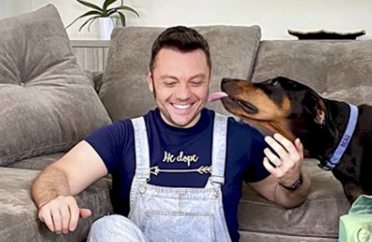 Tiziano Ferro cane