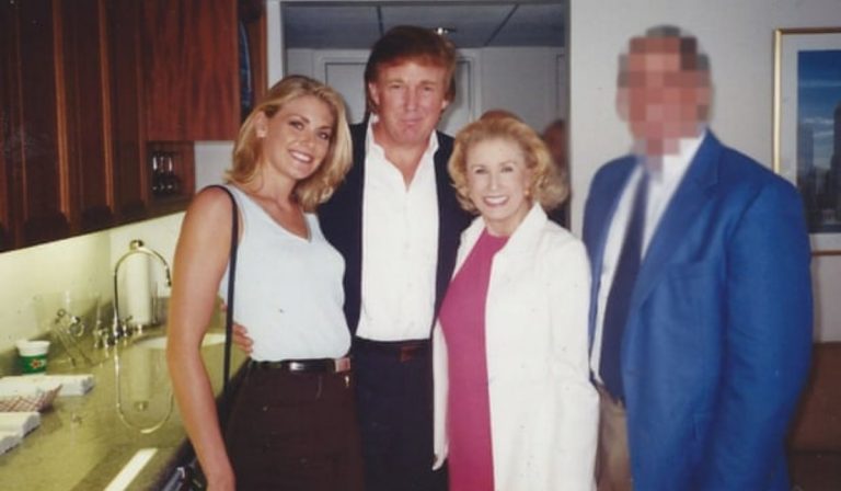 L'ex modella Amy Dorris accusa Donald Trump di violenza sessuale