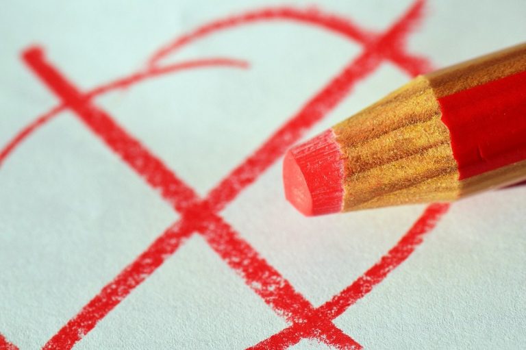 Taglio dei parlamentari: il 71% degli italiani è favorevole al referendum