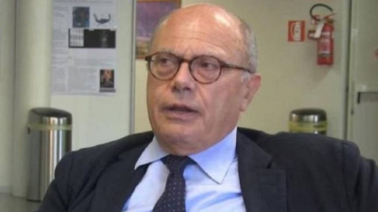 Galli su Porro: "La madre dei poveri di spirito è sempre fertile"