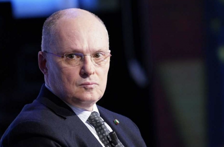 Ricciardi Milano Napoli fuori controllo