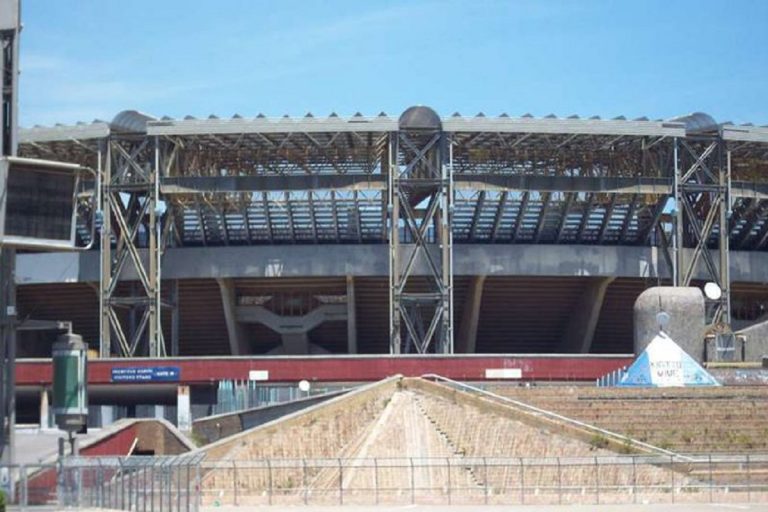 agguato esterno stadio san paolo
