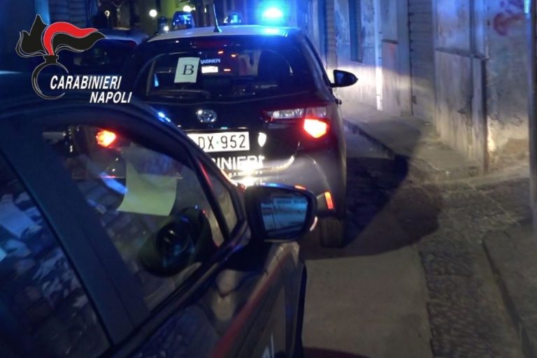 arresti napoli carabinieri clan cifrone