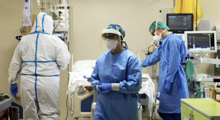 Avellino, ricoverata anche la madre del 15enne