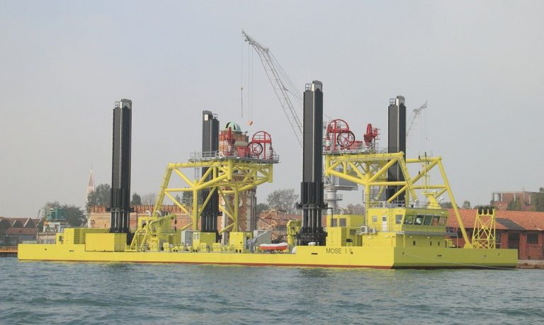 sollevamento mose venezia