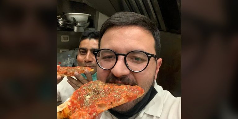 Rifiuta la pizza il commesso “è nero, ha il Covid”, il titolare la caccia