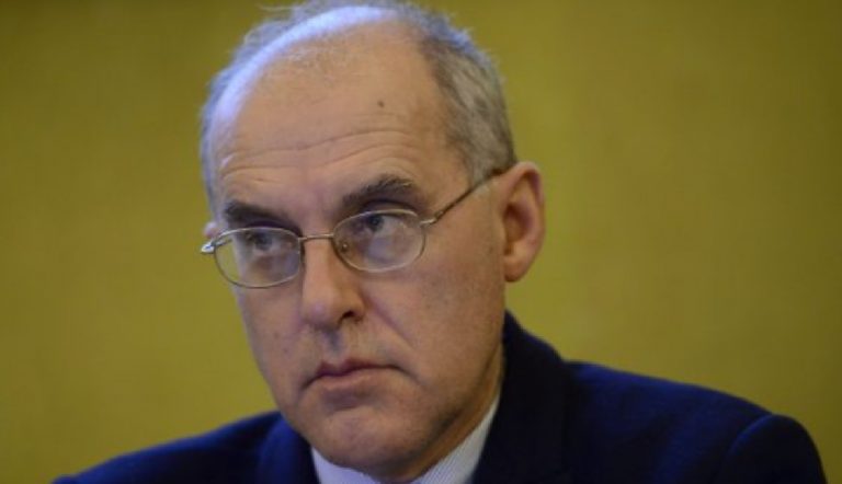 La Vecchia carica virale