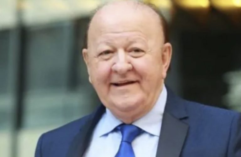 massimo boldi bufera