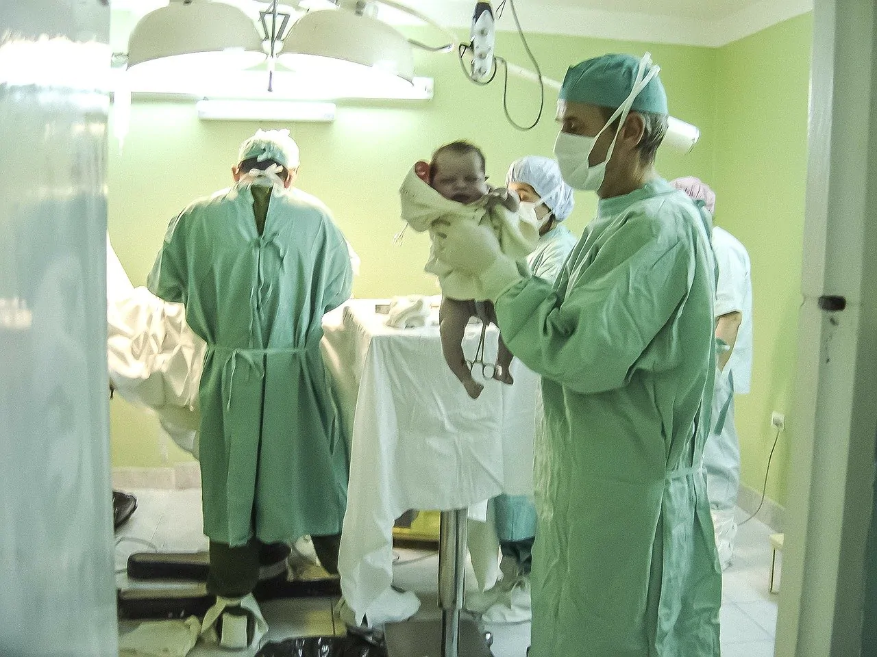 Modena focolaio reparto neonatologia