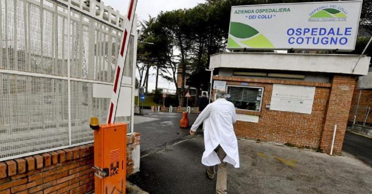 Coronavirus, finiti i posti letto al Cotugno di Napoli