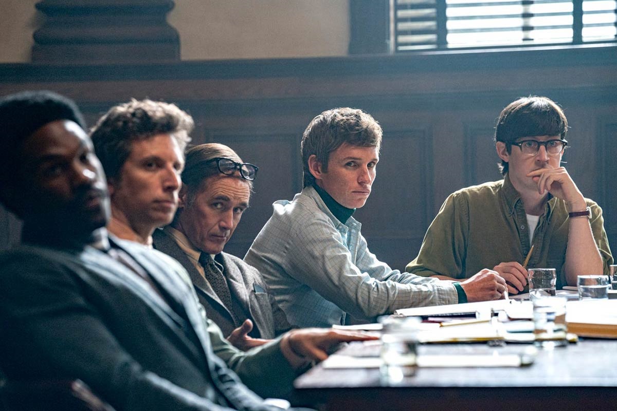 processo ai chicago 7 recensione