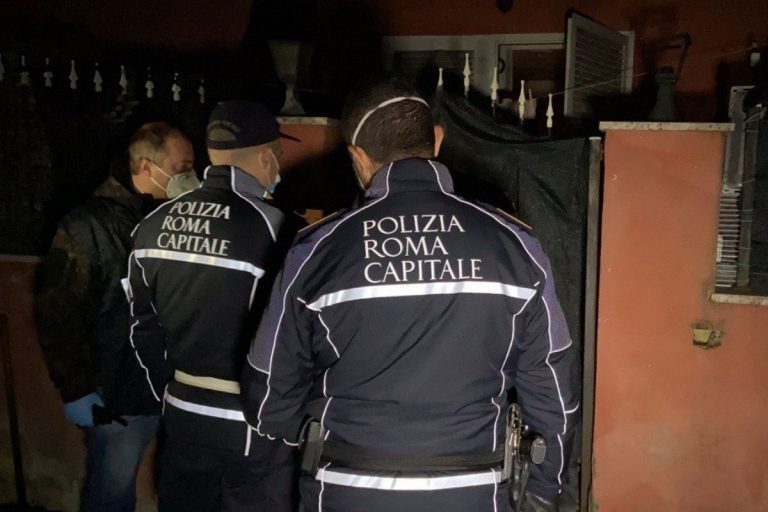 roma abbattimento ville casamonica