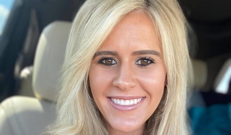 uomo stupra uccide donna