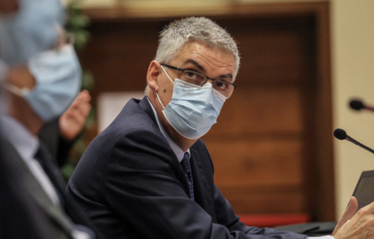 Coronavirus, Brusaferro: potremo riaprire le attività