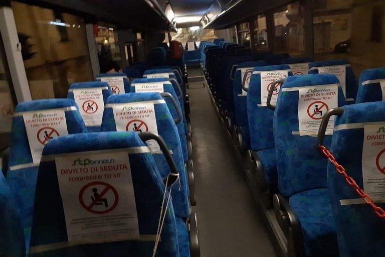 autobus brindisi posti davanti