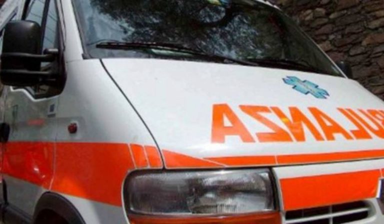 Bambino morto schiacciato dal mobile della cucina
