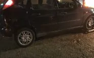 bimbo morto parcheggio auto australia