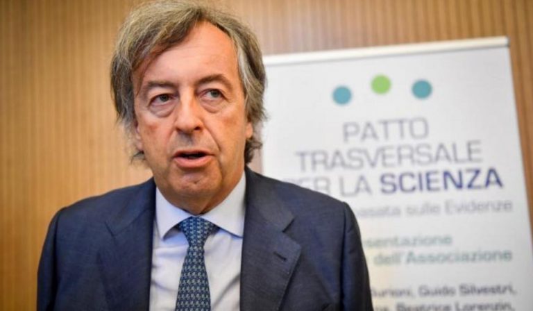 Covid, il vaccino secondo Burioni funziona