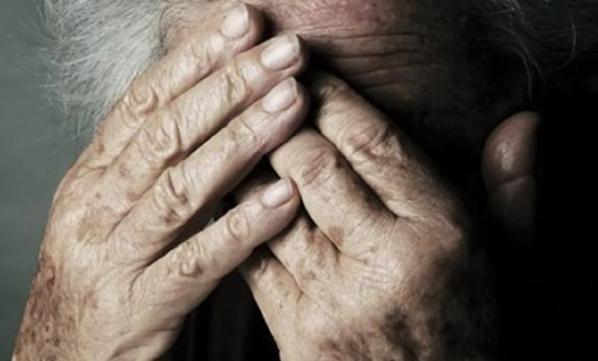 Catania, anziani maltrattati in casa di riposo degli orrori