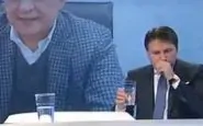 Giuseppe Conte con la tosse, in diretta