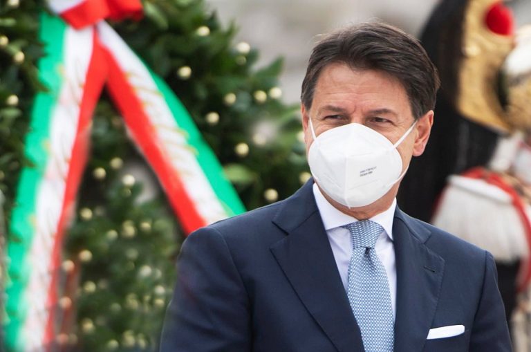 conte restiamo uniti forze armate