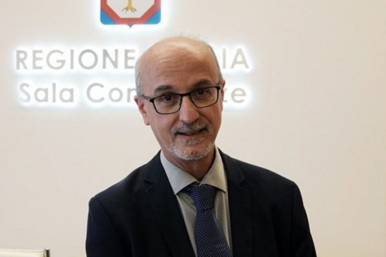 Coronavirus Lopalco basta aperitivi