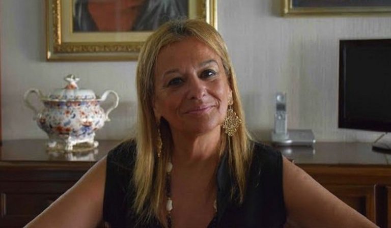 Cherima Fteita, complottista o riflessiva? Polemica social