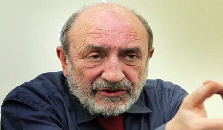 Galimberti: "I negazionisti sono pazzi"