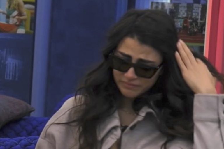 Giulia salemi lacrime