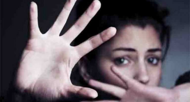marocchino violenza figlia