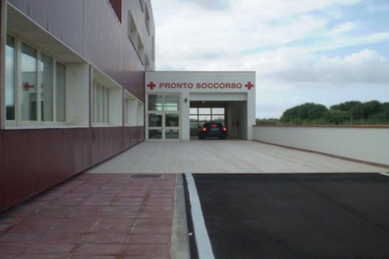 oristano richiuso pronto soccorso