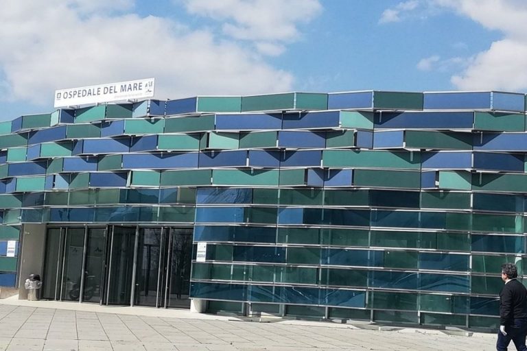 ospedale del mare finito ossigeno