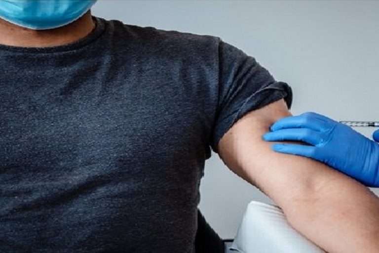 pfizer autorizzazione vaccino