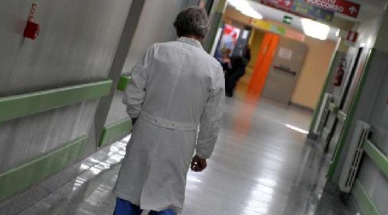 famiglia morta coronavirus gela