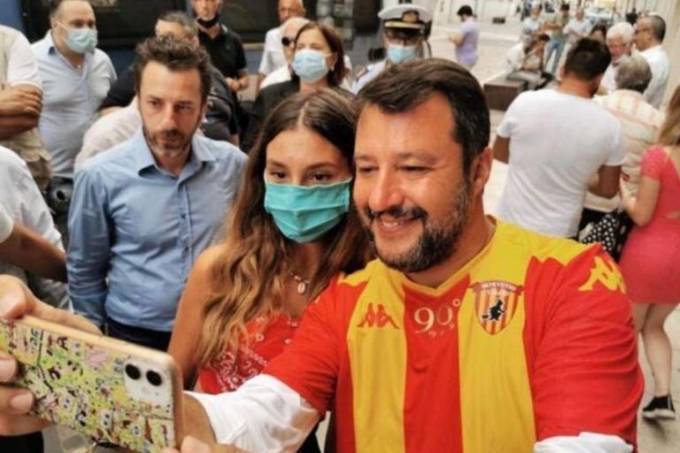salvini paga multa benevento